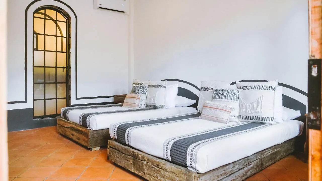 Hiphipstay - The Colonial Tulum