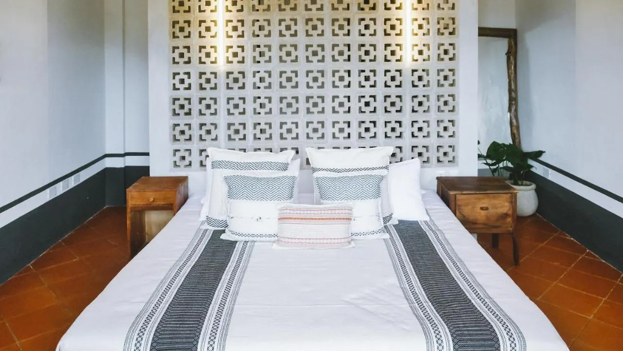 Hiphipstay - The Colonial Tulum Hotel